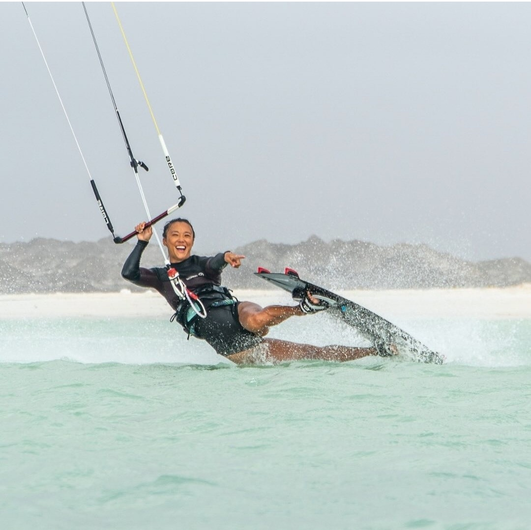 Mil Usos Proudly Cheers On Big Air Kite Surfer Jasmine Cho in King of The Air Competition